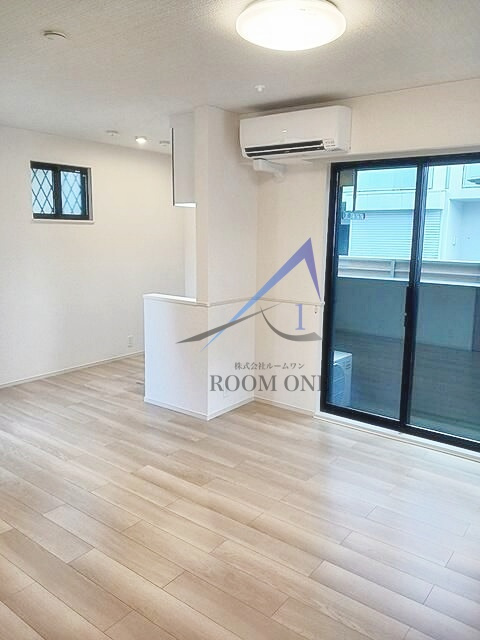 ル・ラパン・ドゥ・ラヴィーヌの居間・リビング|洋室のお部屋です。
