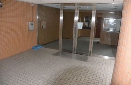 【エントランス】