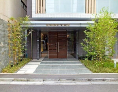 SONNEN HOFのエントランス|建物の内部です