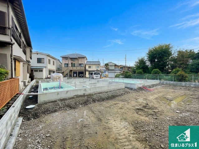 京都市西京区松室田中町　第1期　新築一戸建ての前面道路含む現地写真|現在建築中！落ち着いた街並みで新生活を始めることが出来そう！周辺の物件も併せてご紹介させて頂きます！