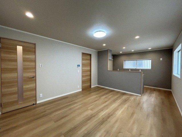 明石市松が丘1丁目の居間・リビング