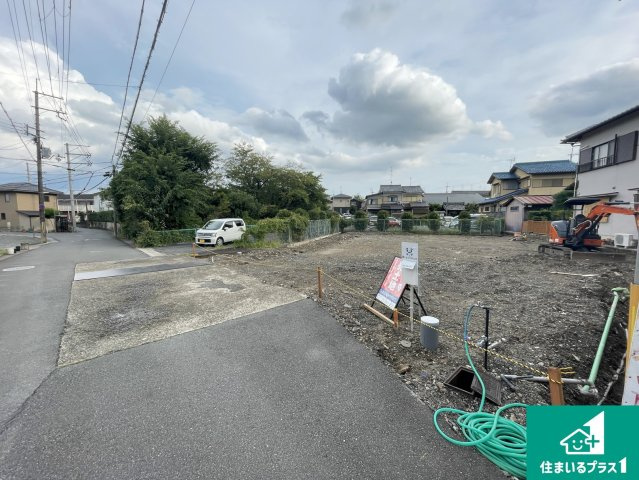 京都市西京区松室田中町　第1期　新築一戸建ての前面道路含む現地写真|現在建築中！落ち着いた街並みで新生活を始めることが出来そう！周辺の物件も併せてご紹介させて頂きます！
