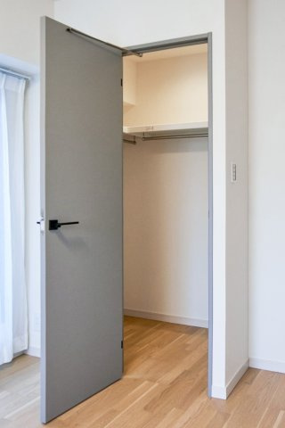 モアクレスト小竹向原の収納|モアクレスト小竹向原：約６．９帖の洋室にはウォークインクローゼットが付いています！