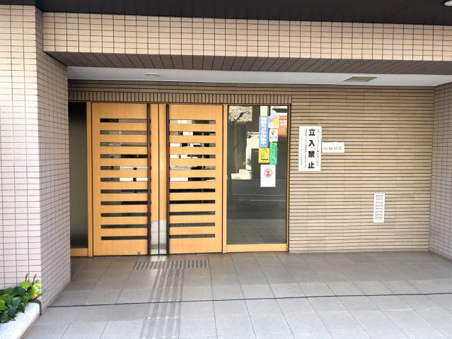 モアクレスト小竹向原のエントランス|モアクレスト小竹向原：ペット飼育可能なマンションです！
