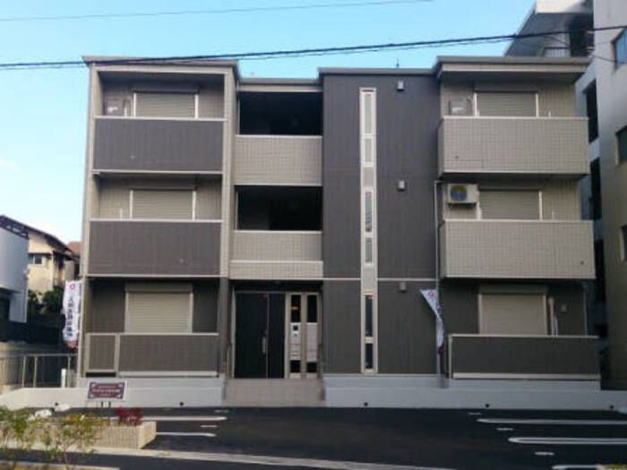 ディアコート住吉本町の外観