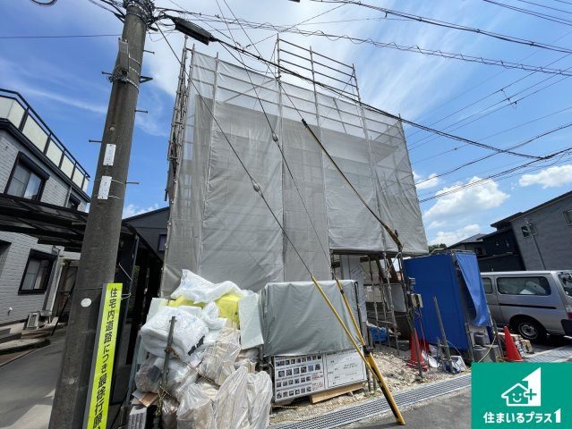 東近江市長勝寺町　新築一戸建ての外観|現在建築中！落ち着いた街並みで新生活を始めることが出来そう！周辺の物件も併せてご紹介させて頂きます！