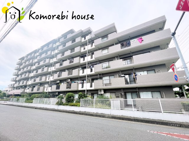 キャッスル伊奈の外観|外観は落ち着いています