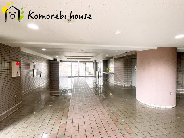キャッスル伊奈のロビー