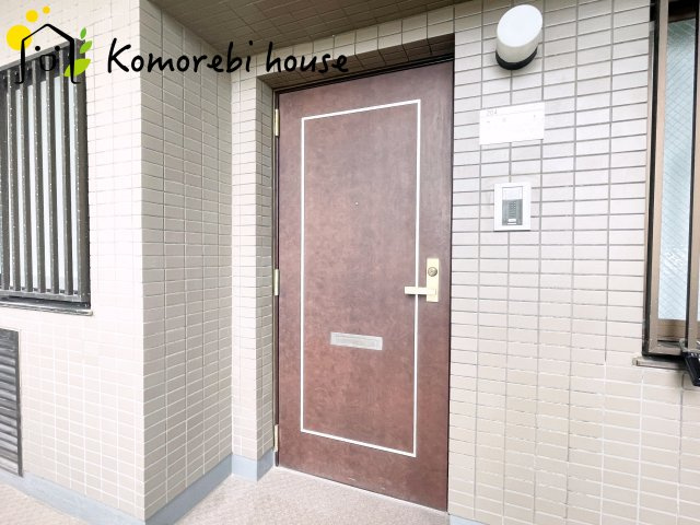 キャッスル伊奈の玄関|ゆったりとした玄関です