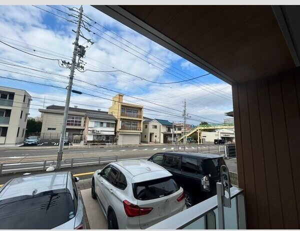 白山ガーデンプレイスの駐車場