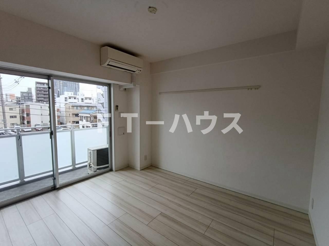 オーキッドレジデンス船橋本町の居間・リビング