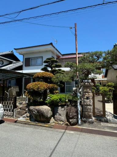 【外観】 | 昭和51年築のお家です。
