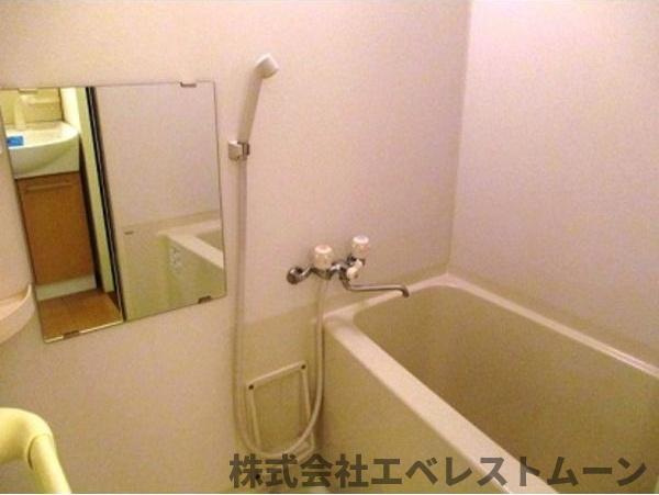 willDo日比野の浴室|きれいなお風呂です