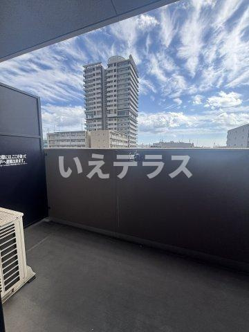 S-RESIDENCE神戸磯上通のバルコニー
