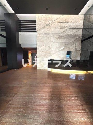 S-RESIDENCE神戸磯上通のロビー