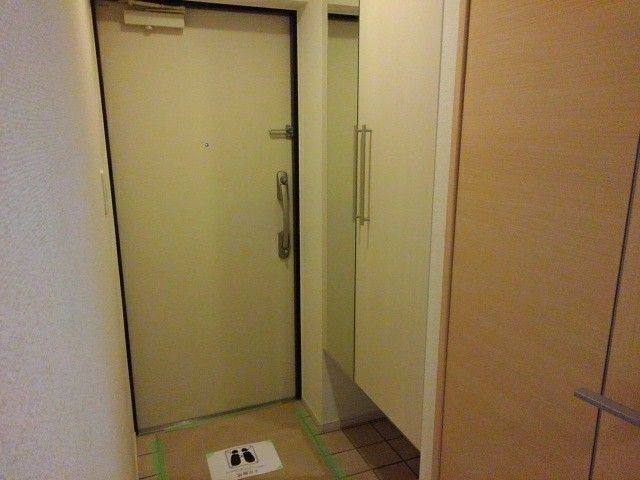 グランクレシアの玄関