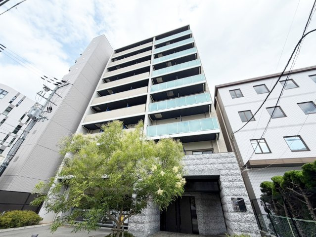 サムティ江坂レガーロの外観