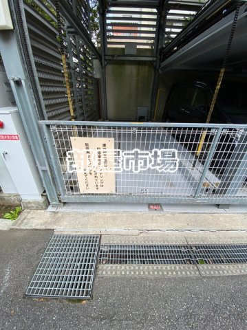 ベリスタ都立汐入公園の駐車場