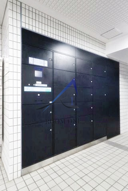 シティハイツ新小岩のその他共用部分|宅配ボックスです。