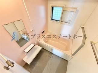 【浴室】 | ブルックス神戸 | 窓付きの浴室は採光、換気、開放感の向上などの多くのメリットがあります♪