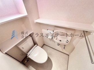 【トイレ】 | ブルックス神戸 | 温水洗浄便座付きで、通年快適に利用できます。