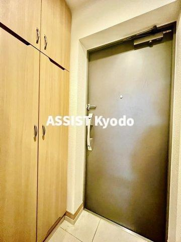 ルーブル喜多見の玄関|※別号室の参考写真です