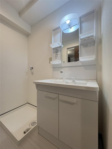 ＵＣレジデンス小沢町の洗面所