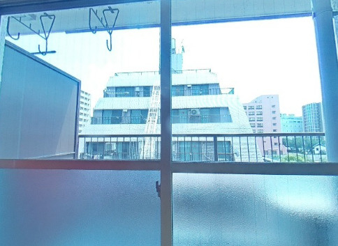 北條ビルのバルコニー