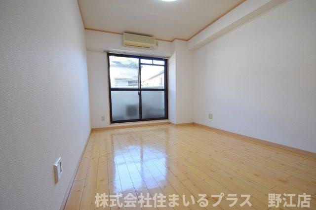 ＥＴＣ大宮Ⅰの居間・リビング