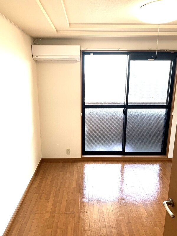 町田市能ヶ谷１丁目の賃貸マンションの居間・リビング