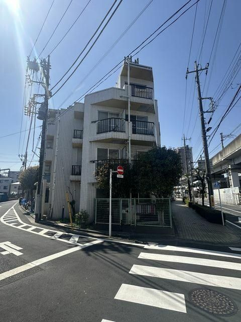 トップ北千住の外観