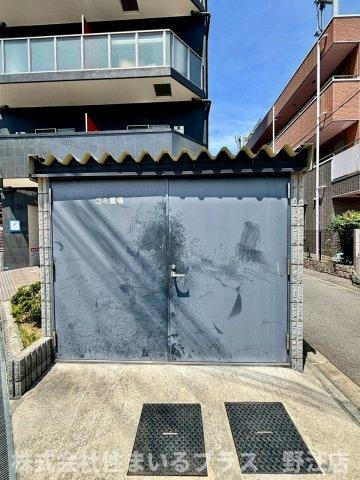 グランパシフィック毛馬の駐車場