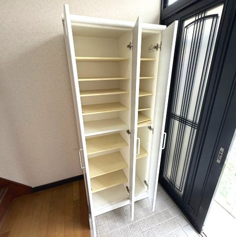 室蘭市日の出町2丁目31-76戸建の収納