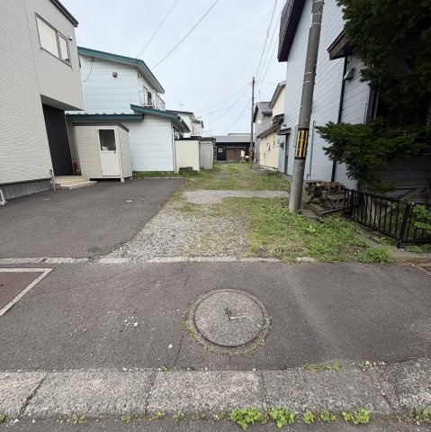 室蘭市日の出町2丁目31-76戸建の駐車場