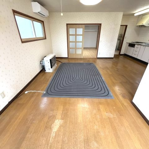 室蘭市日の出町2丁目31-76戸建の玄関