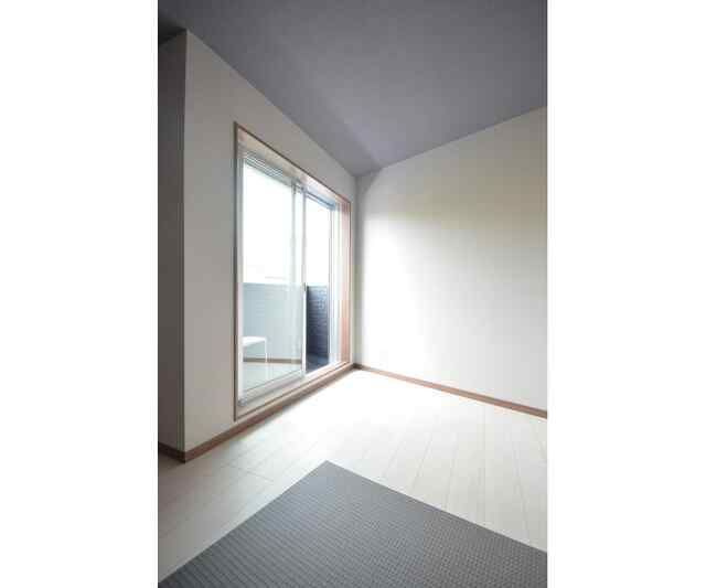 ＳＱＵＡＲＥＳ　Ｎｉｓｈｉａｒａｉの寝室