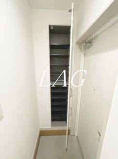 【玄関】 | フォレスト上鶴間 | 玄関です。