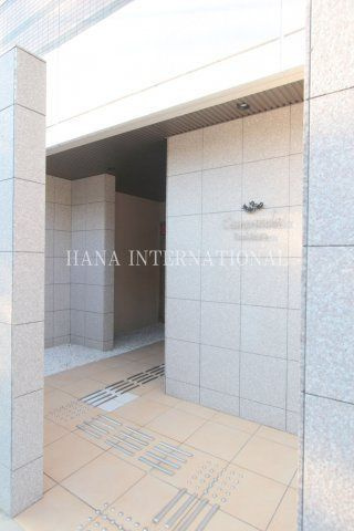 カンパニュラのエントランス