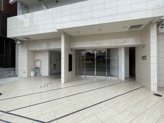 【エントランス】 | セレニテ谷九プリエ