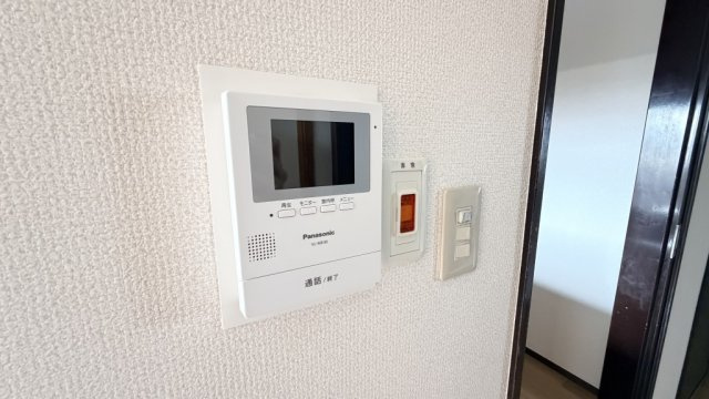 川崎市川崎区中島２丁目の賃貸マンションのセキュリティ|モニタ付きインターホン♪