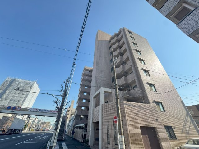 川崎市川崎区中島２丁目の賃貸マンションの外観