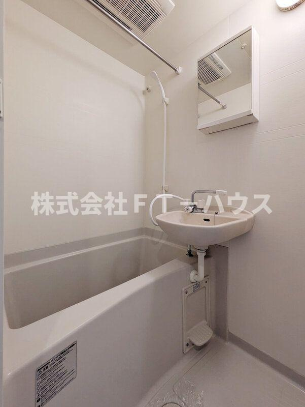 S-FORT本八幡Mairieの浴室