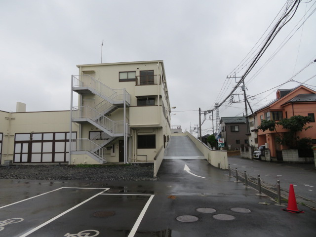 春日部市粕壁東５丁目の店舗事務所