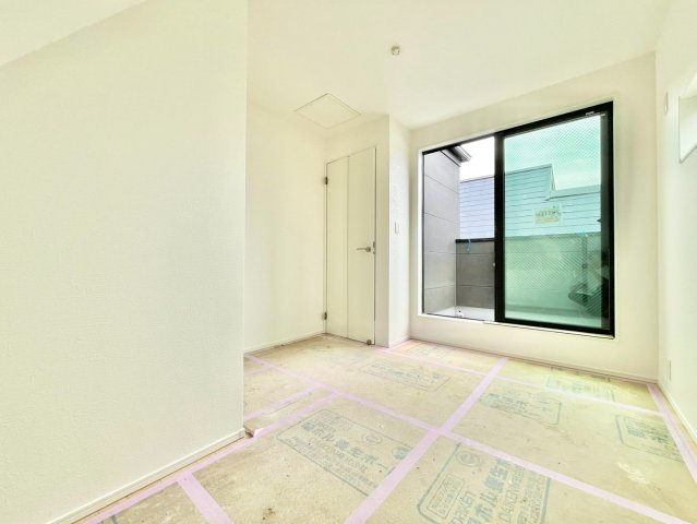 北区上中里2丁目　新築戸建の洋室|2026.08.27撮影