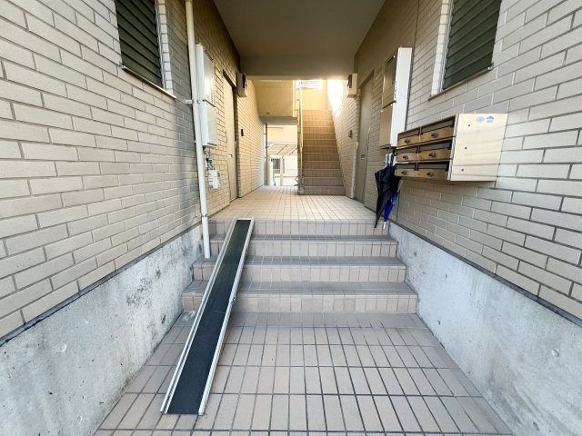 神泉ハイツのロビー