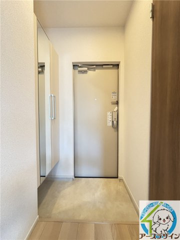 ＧＬＯＲＹＩＮＯＵＥ南王子の玄関