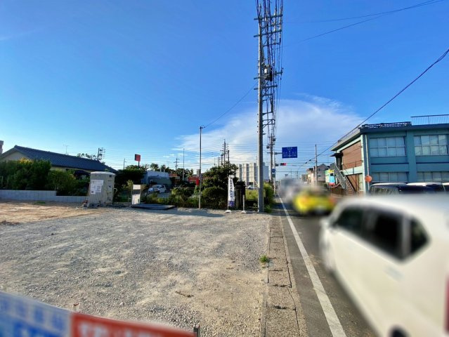 【前面道路含む現地写真】 | 半田市住吉町第7　２号棟
