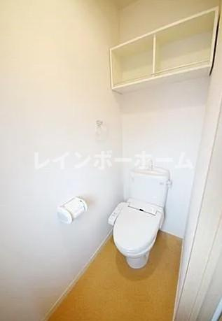 エストゥールのトイレ