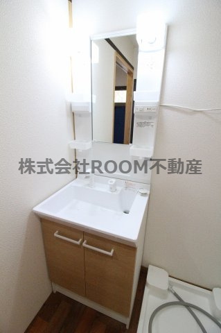 パープルタウンの洗面所|使いやすい洗面所です