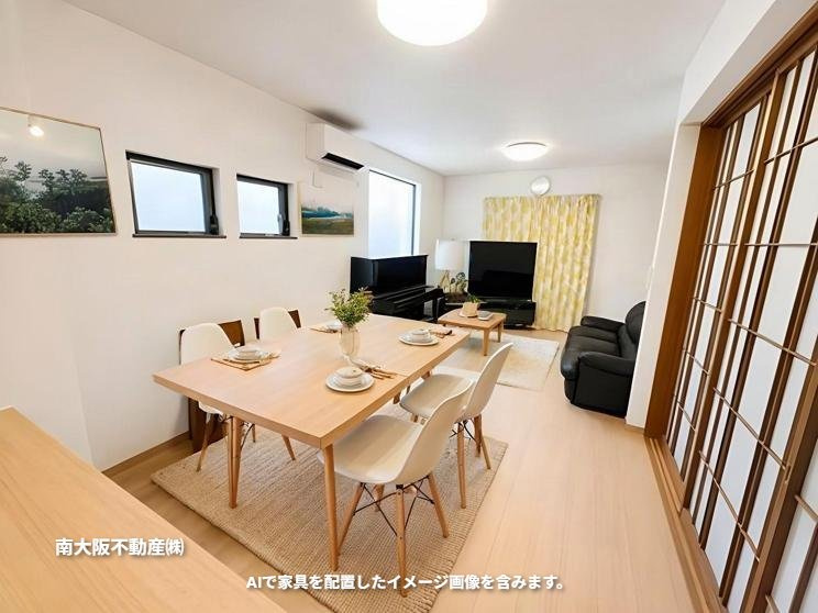 池田下町（太陽光パネル3年前・外壁カバー工法昨年）の居間・リビング|丁寧にお使いのお家です。ぜひ、見学にいらしてください。